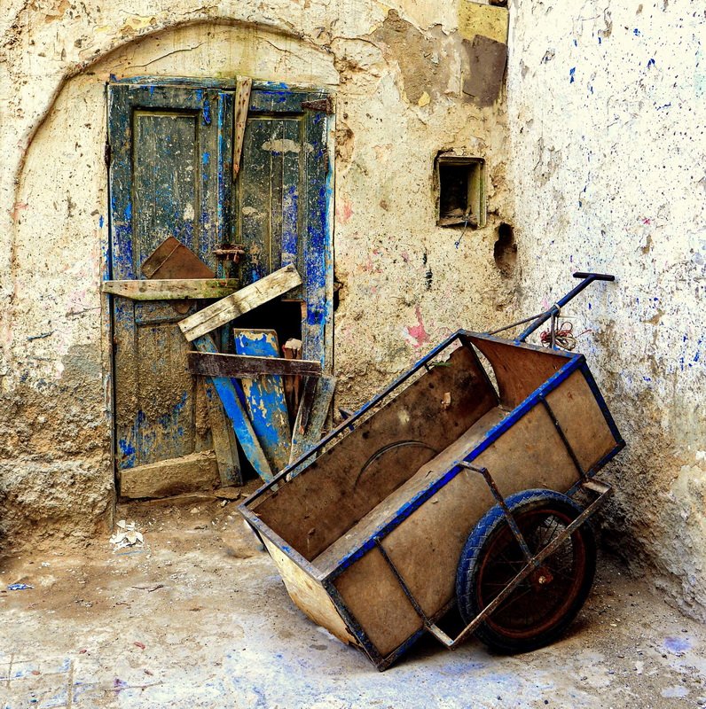 LCC-4 Beginner Proj Blue Door With Cart Bob Gandel POM