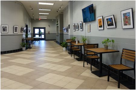 DSC02150-hallway-1